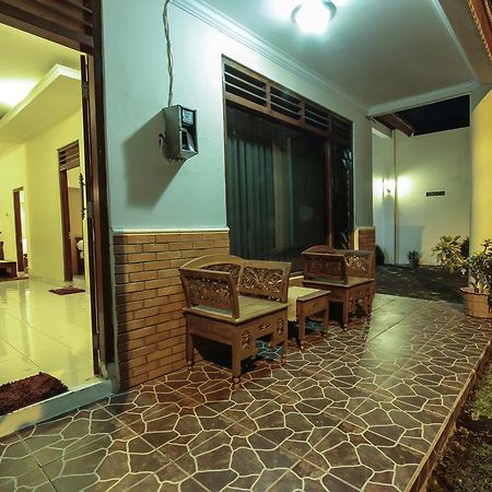 Griya Langen Guesthouse Yogyakarta Eksteriør billede