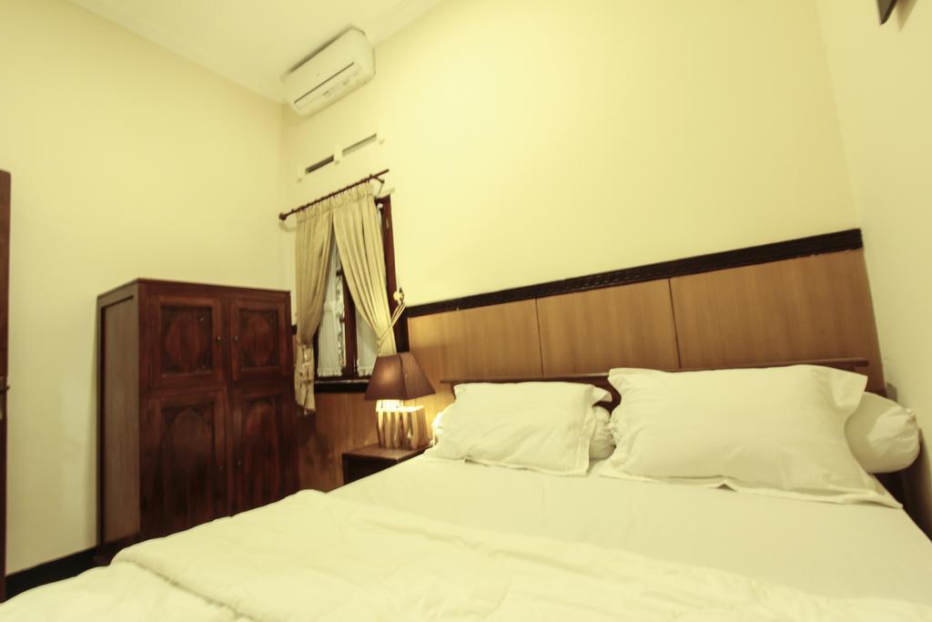 Griya Langen Guesthouse Yogyakarta Eksteriør billede