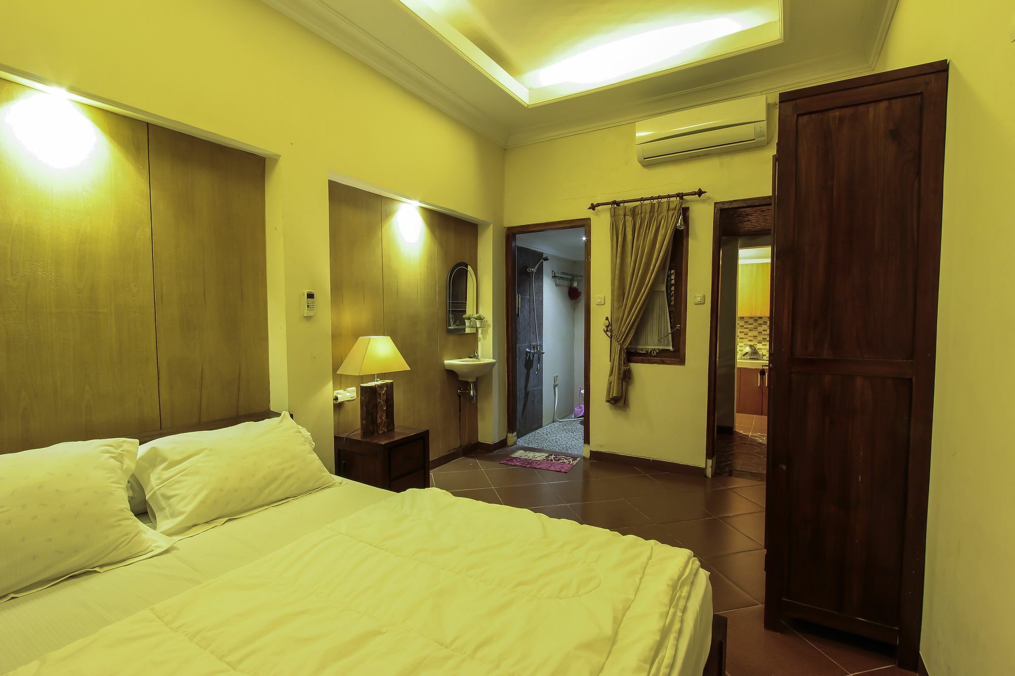 Griya Langen Guesthouse Yogyakarta Eksteriør billede